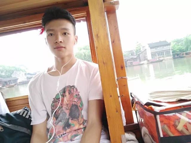 2017陕西高考文科状元：最扎眼的不是696的高分，而是身材