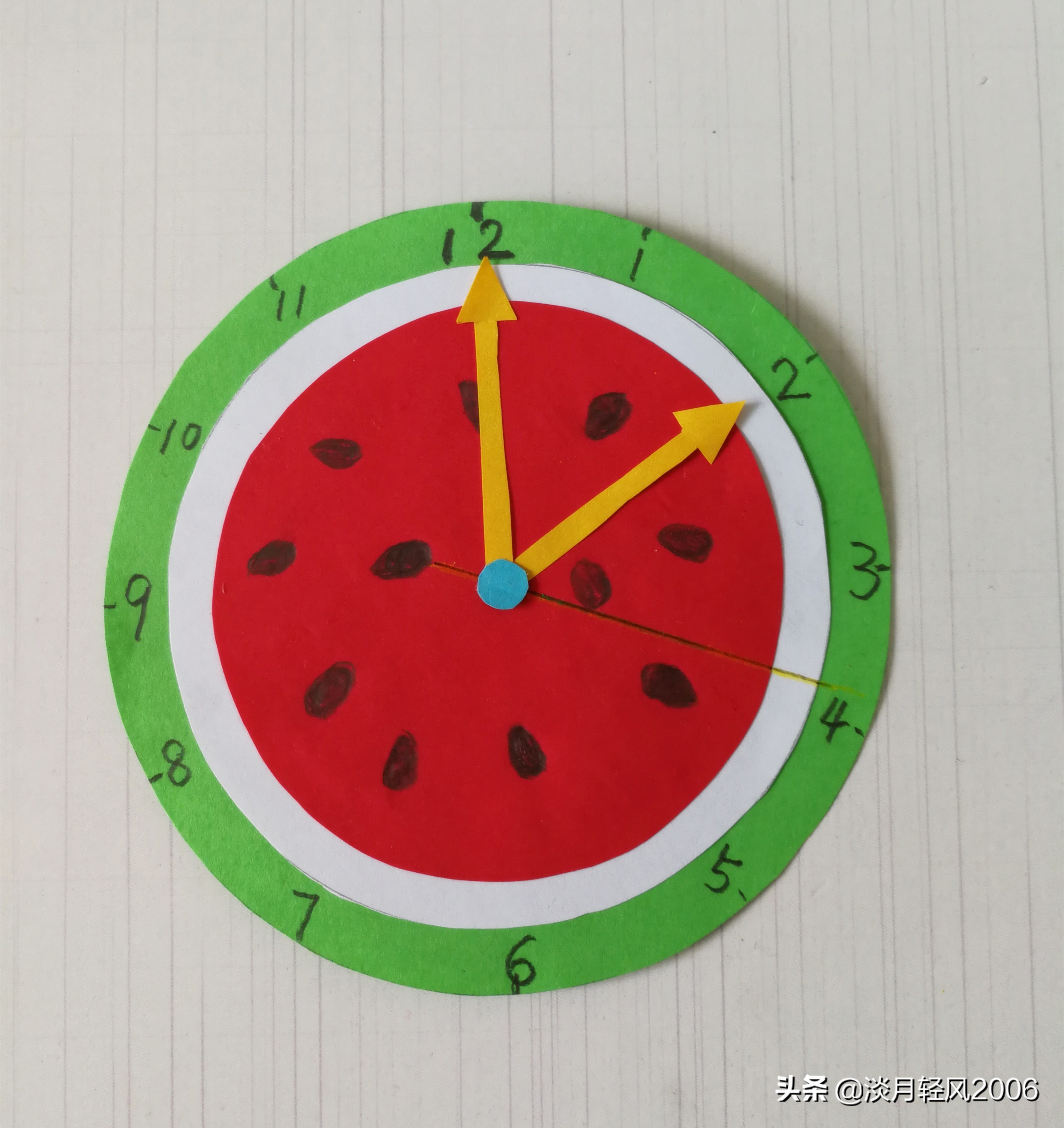 时钟手工制作教程视频(幼儿手工,用卡纸做一个西瓜钟表,好学好看,有