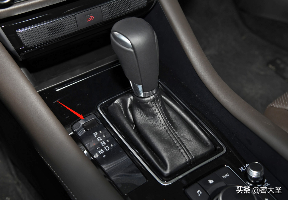 「独家分享」老司机都未必知道的23个车辆隐藏使用技巧