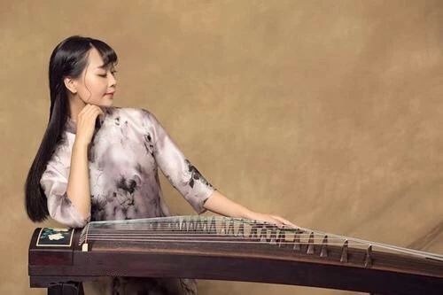 一代古筝泰斗李汴，50年弹筝经验，最后归为这几句话