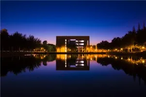 高考择校来天津！哏儿姐带你看南开大学