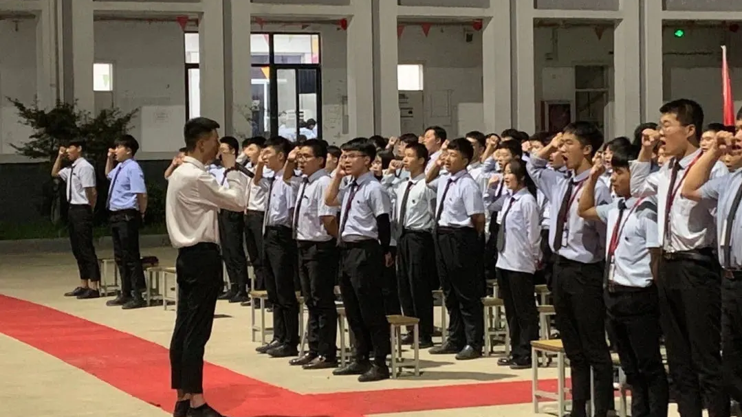 这样的校园文化，能不断培育学子强大的内涵