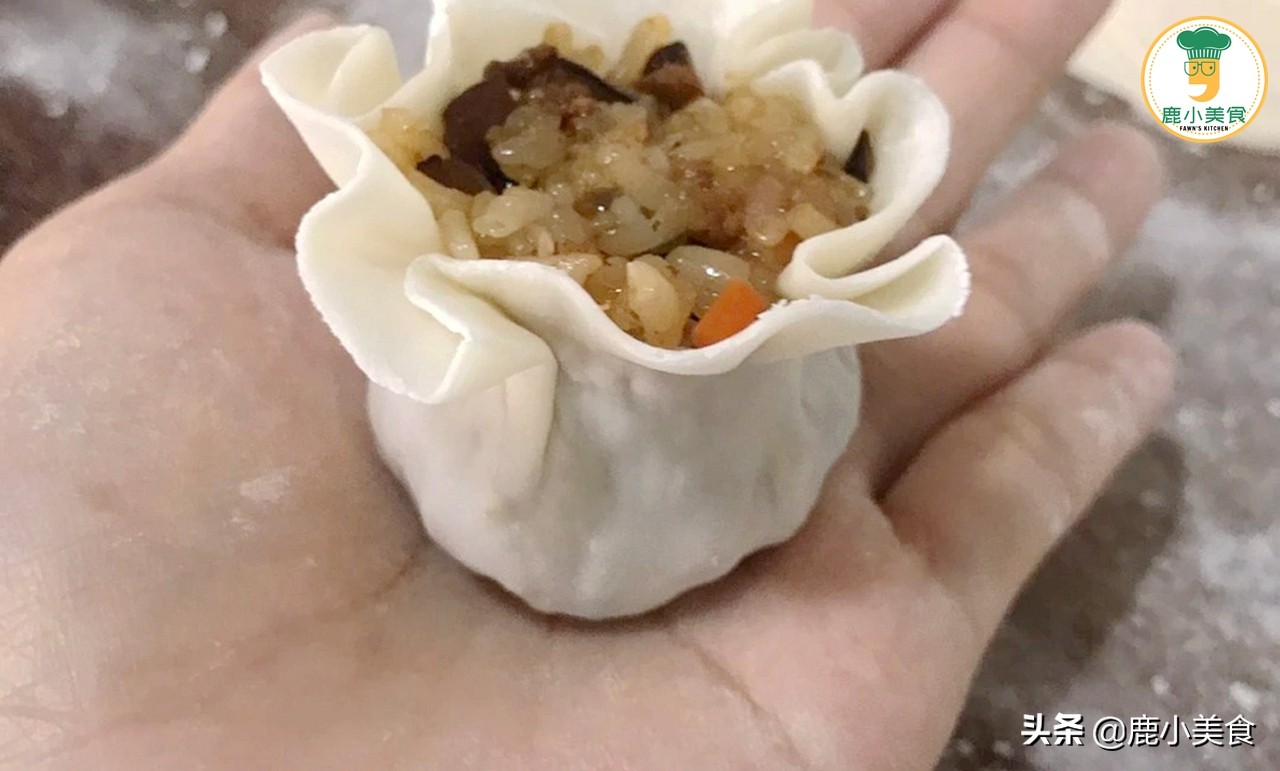  糯米烧卖做法（几分钟教你学会香糯咸鲜的糯米烧麦）