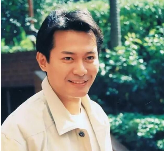 婚外恋邓萃雯，住在村子里卖保险，59岁的江华经历了什么？