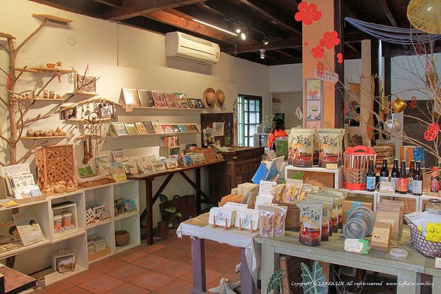 地方特色礼品店如何走出传统“土味”，变身网红打卡店