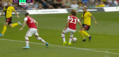 大卫路易斯切尔西球衣号码（从中卫标王到枪手神坑-如何评价大卫路易斯这名球员？）