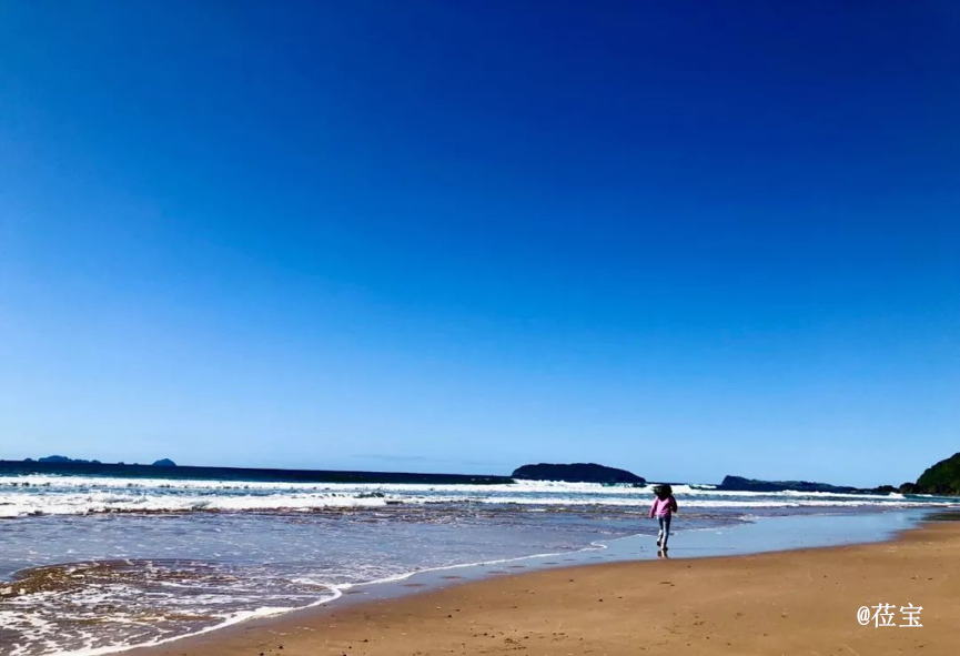 天与海相拥，随手拾起的贝壳是专属你的深海问候