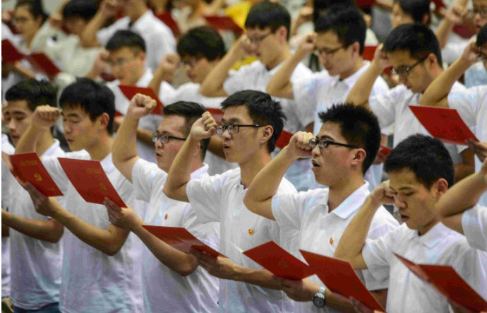 大一新生开学后别忙着考证，这4个证书华而不实，考也是白费力气