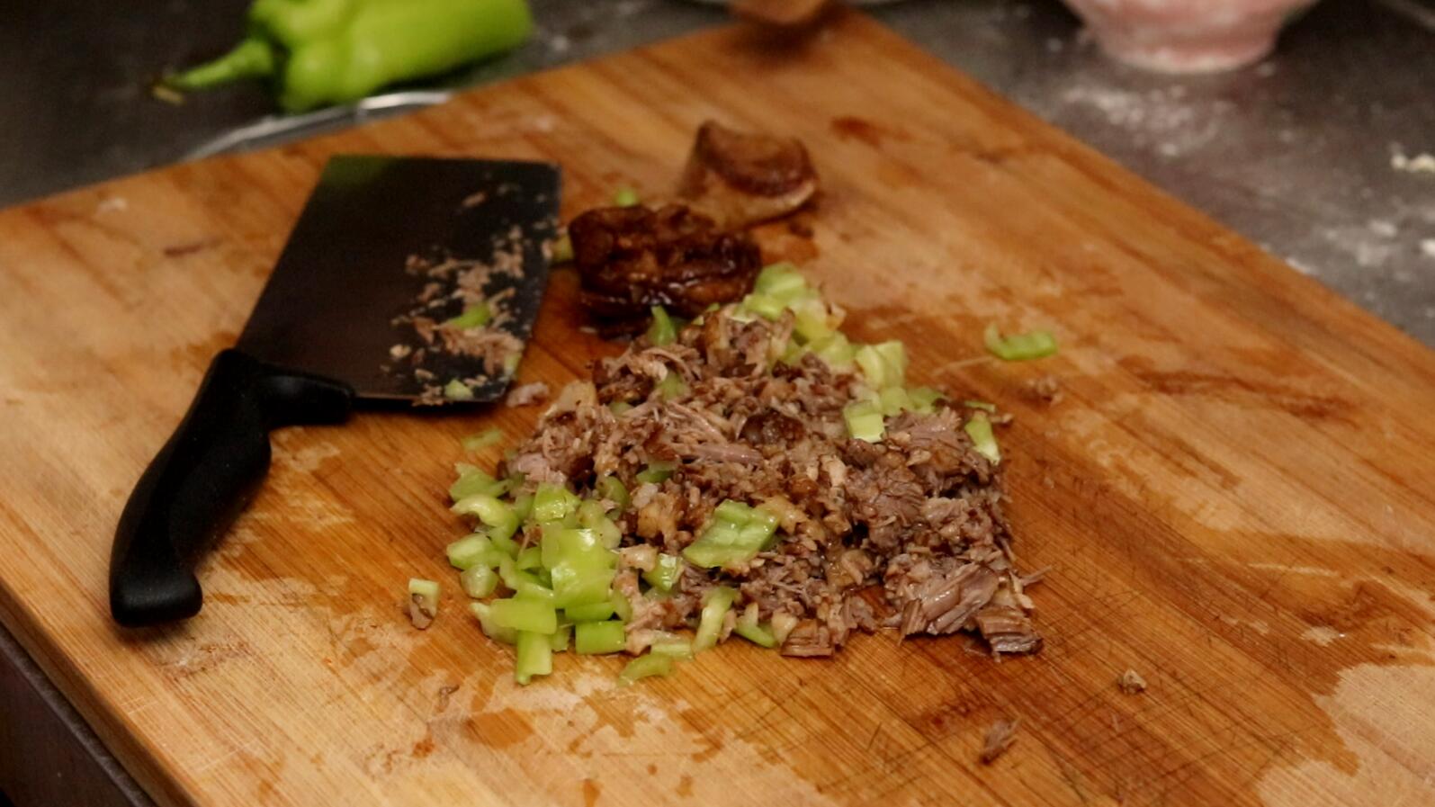 肉夹馍的肉怎么炖？掌握好技巧，一次炖一锅，比买的还好吃