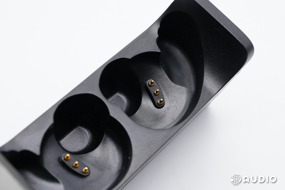 安德玛联名款 jbl flash真无线运动耳机拆解报告