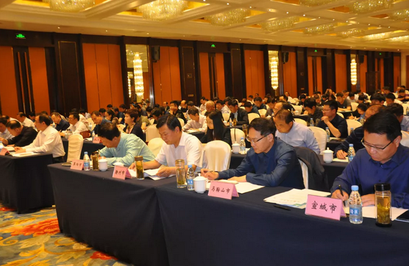 2019年安徽高考报名考生51.3万人:文史类25.1万人 理工类26.2万人