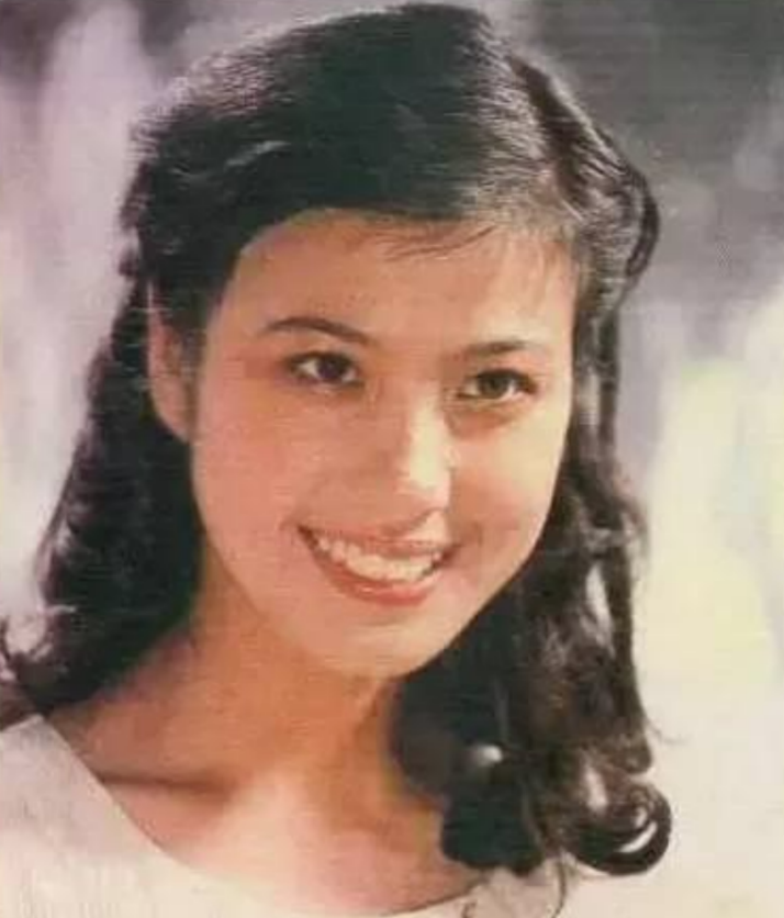 枣花("枣花"吴玉华,一婚嫁汪俊,不愿丁克离婚,二婚嫁画家儿女双全)