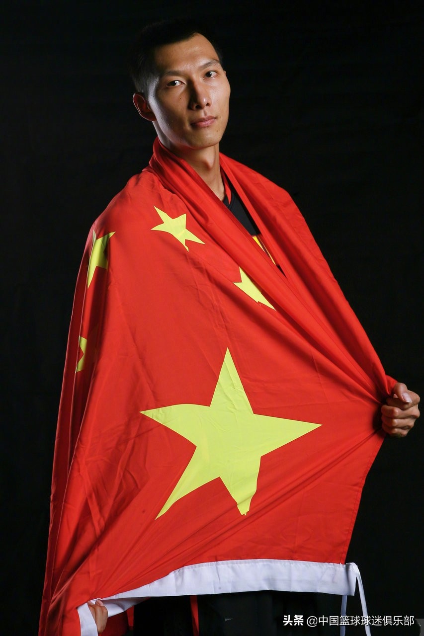 男籃世界杯尼日利亞易建聯集錦（中國男籃7大中鋒選拔賽，精神領袖易建聯成為主教練杜鋒必選）