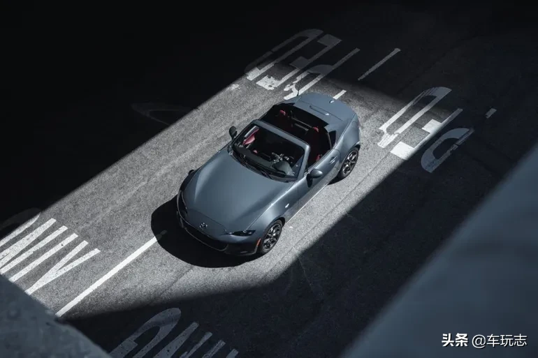 2020年马自达MX-5 MIATA RF敞篷版:经济实惠的小型双门跑车