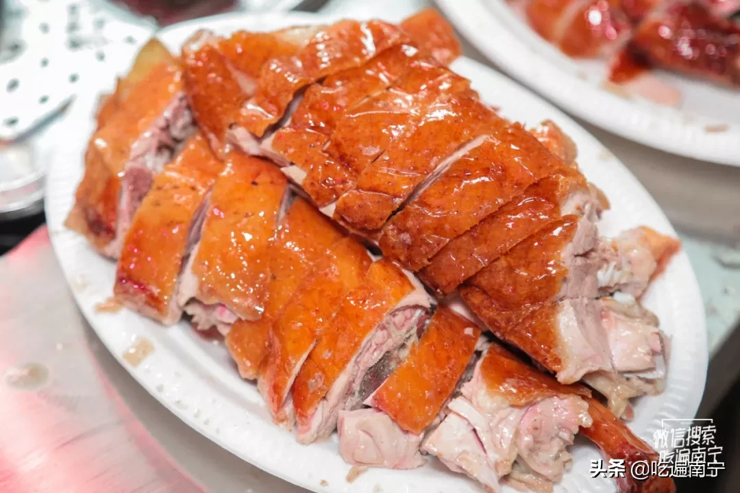 南宁这6家排断腿的烧卤店，去晚就连烧鸭腿都没