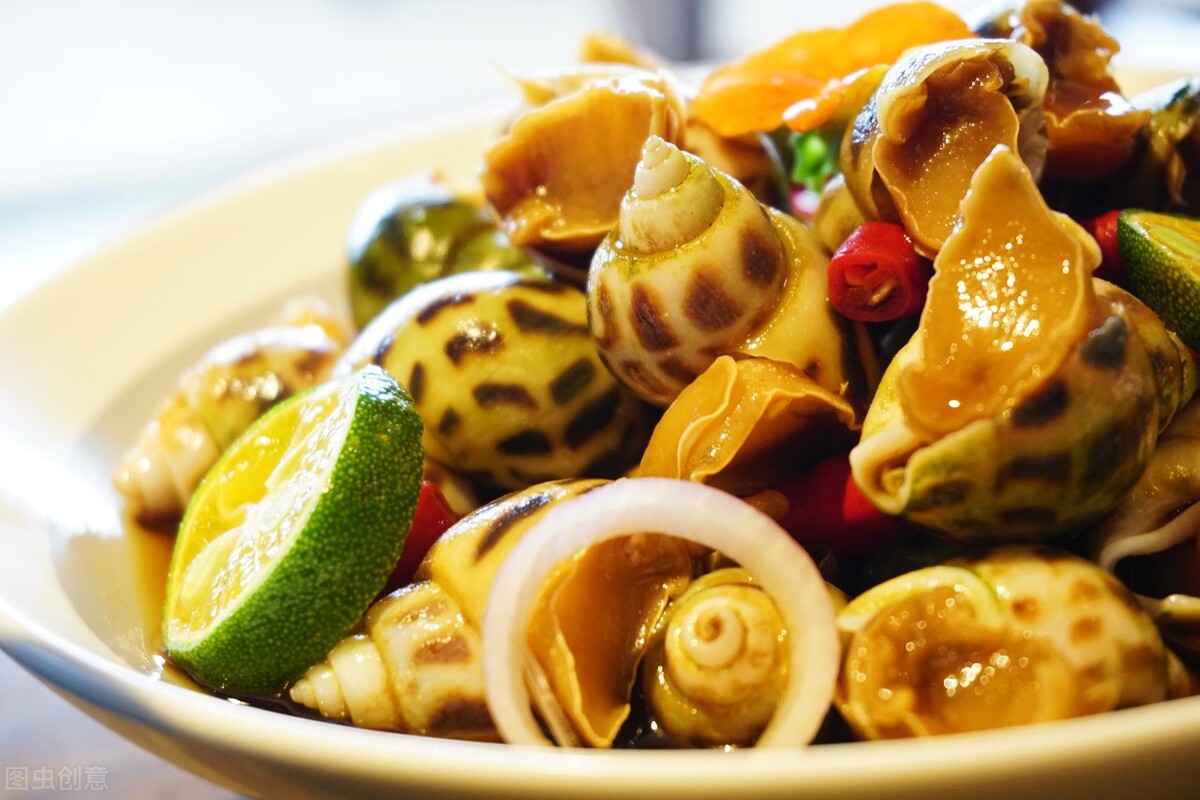 “羊排9.9元，啤酒免费喝”，一年盈利189万，这生意策略值得借鉴