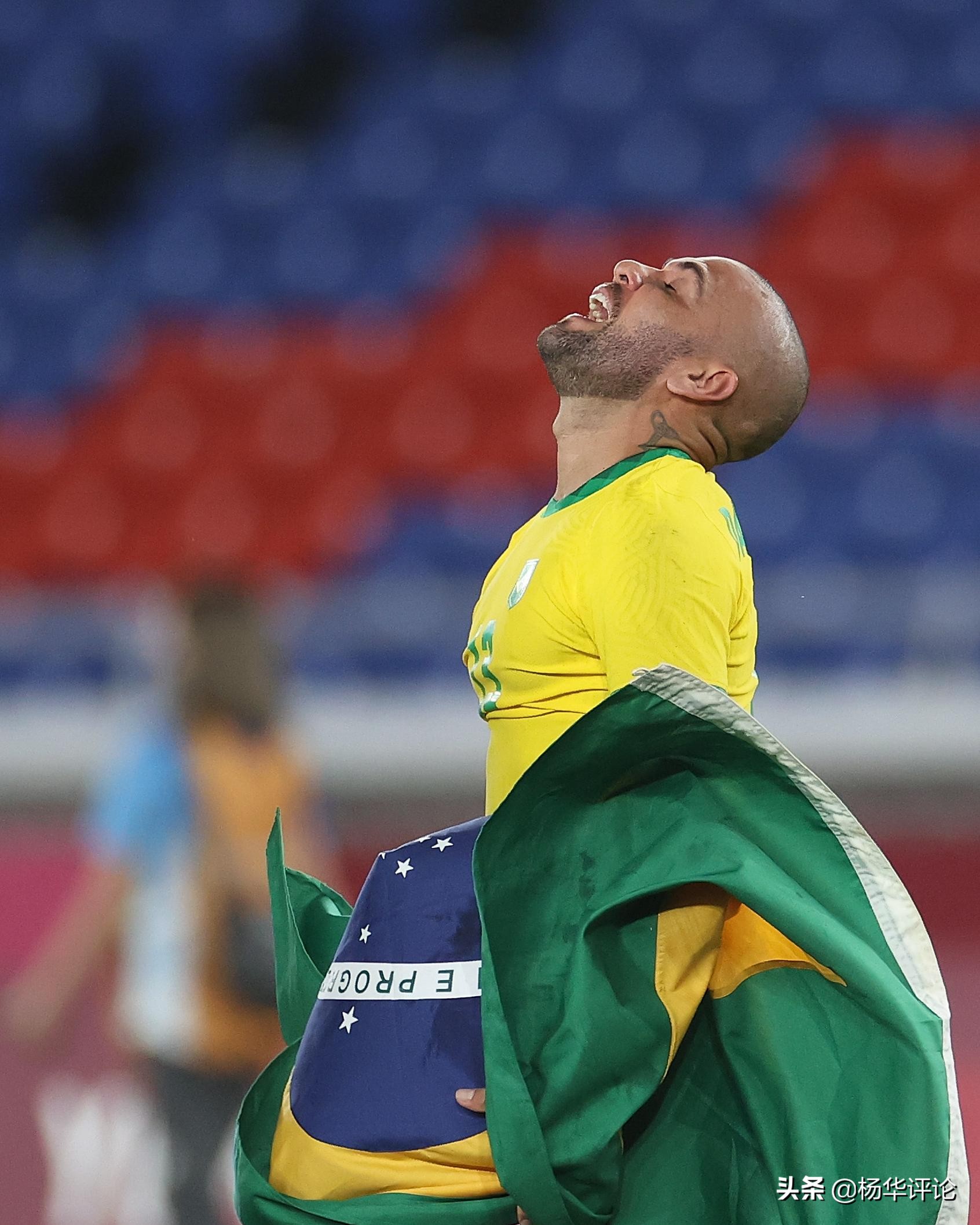 巴西的足球队长是谁(巴西男足队长太傲慢!