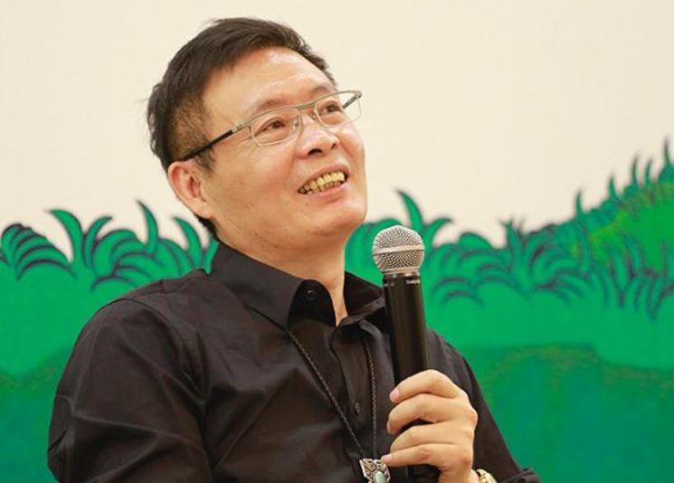 谍战文学之父麦家，凭《解密》获得文学奖，高考语文却仅考考61分