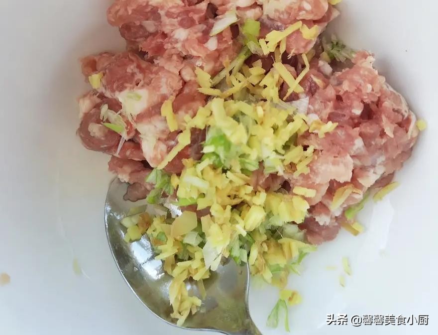 黄瓜肉馅饺子馅的做法（黄瓜肉馅饺子馅的做法大全）-第2张图片-昕阳网