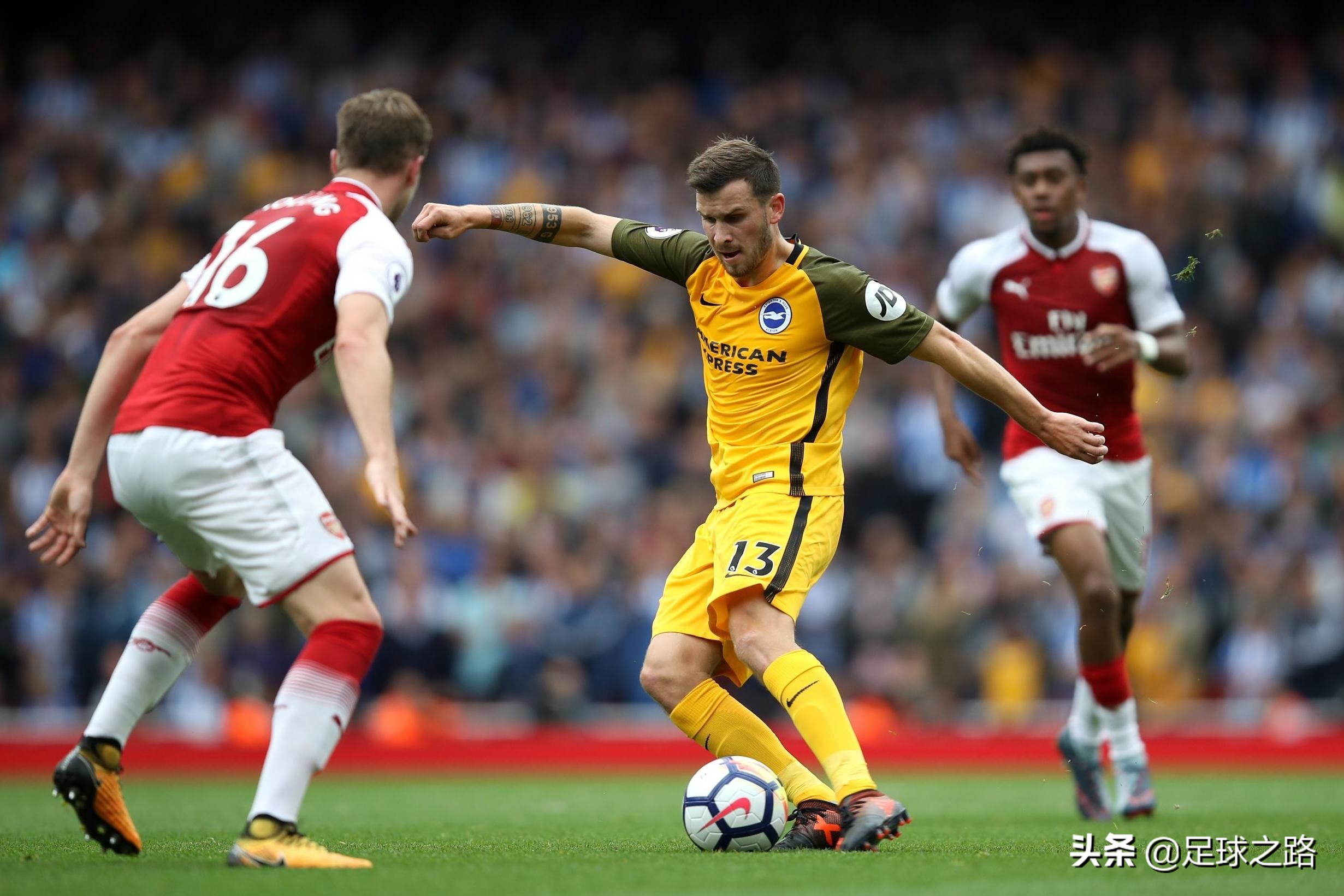 足球快速压迫对手需要什么（一堂完整的1v1压迫训练课）-华海博客