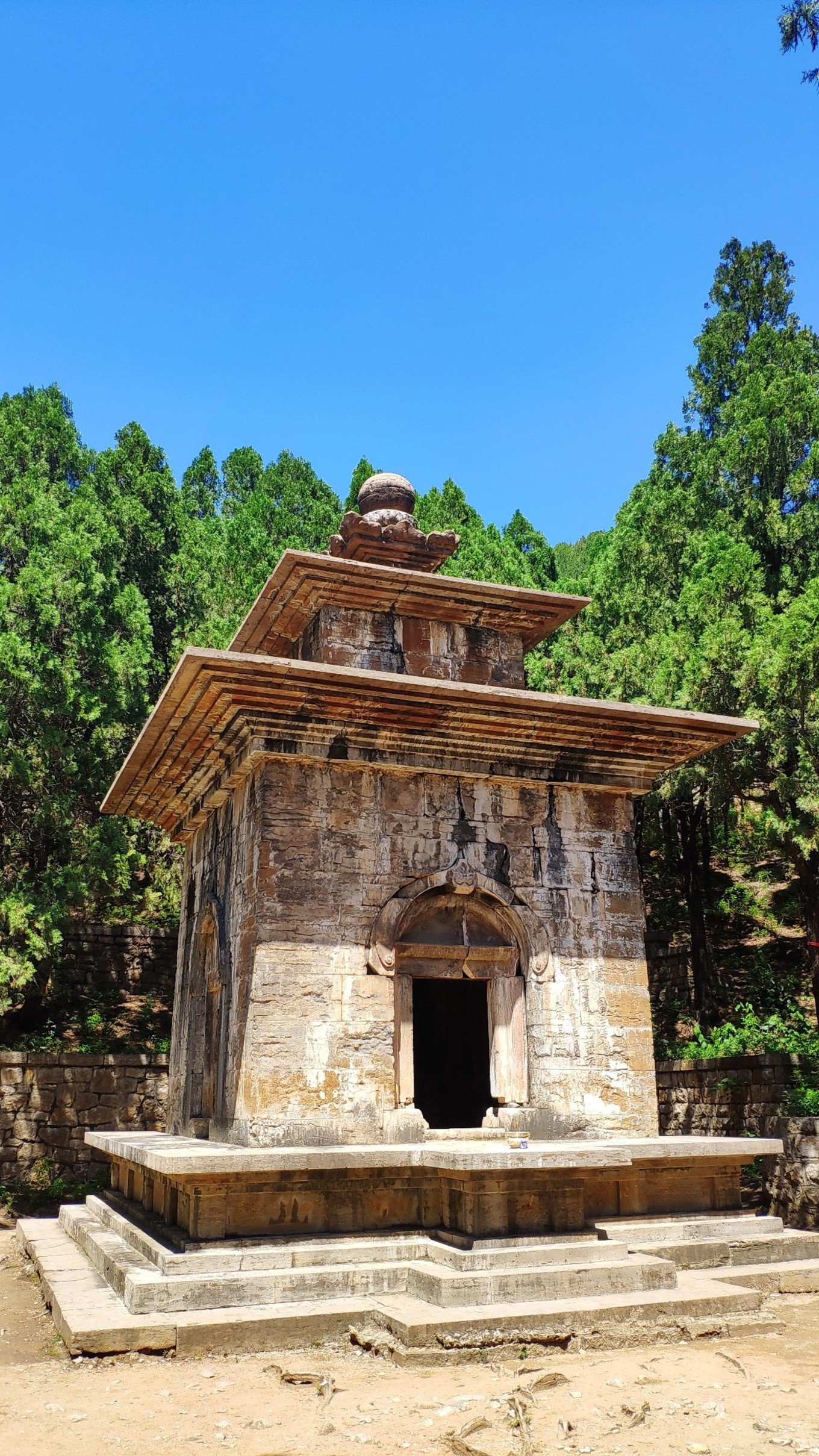 自驾游济南的千年古刹—灵岩寺