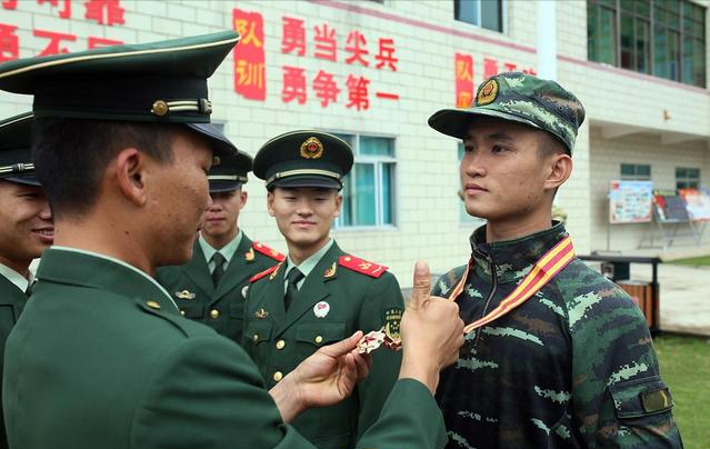 专科生大学期间当兵，最好的出路就是考士官学校，原因有5点