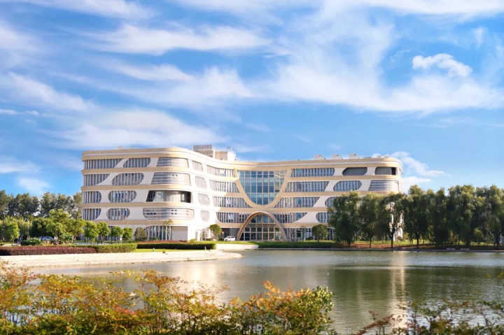 成都驾校怒催大四学生考驾照，在大学考驾照，莫相信拖延