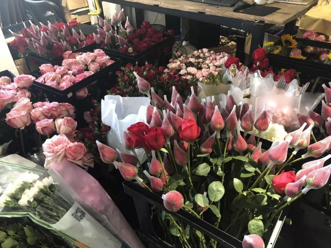 淘宝上买花的店铺，如何在淘宝上开网店卖鲜花？
