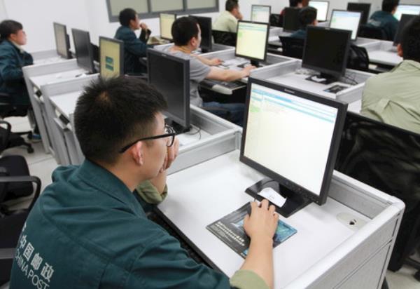 中国邮政公开招聘3000余人，待遇优渥门槛不高，专科生也可报考