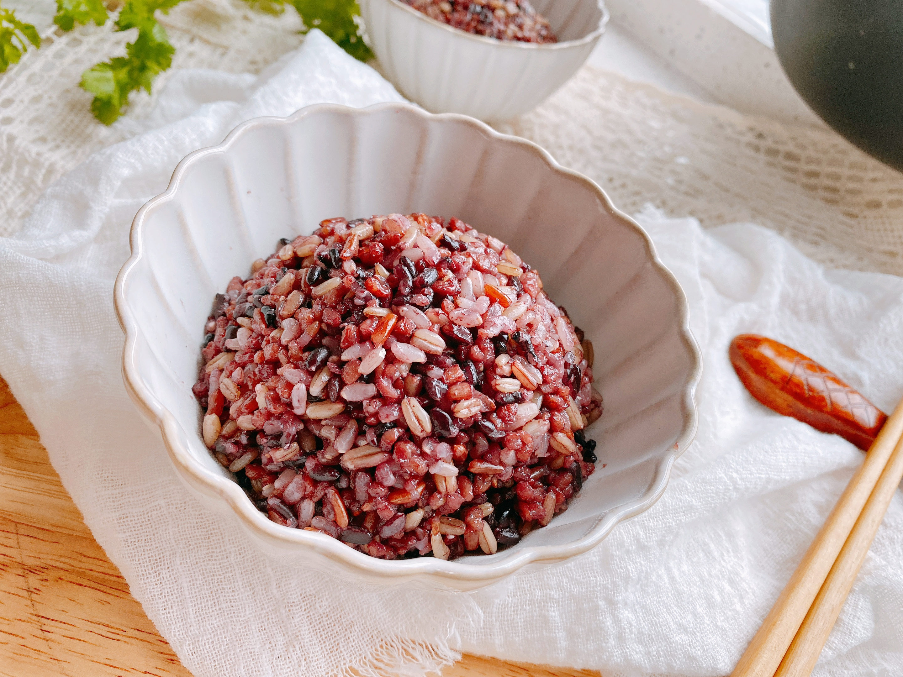 2分钟学会5色杂粮饭的做法,这样煮口感好颗粒分明,轻松甩掉肥膘