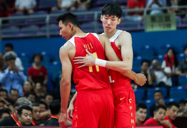 巴西的nba球员名单(巴西公布12人大名单！平均年龄最大又如何？或送中国男篮两连败)