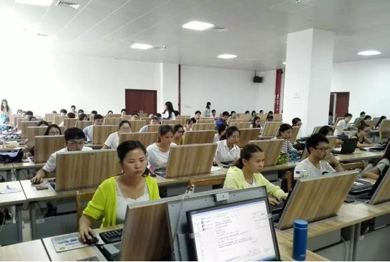 含金量高的3大证书，一证在手就业无忧，值得大学生考虑