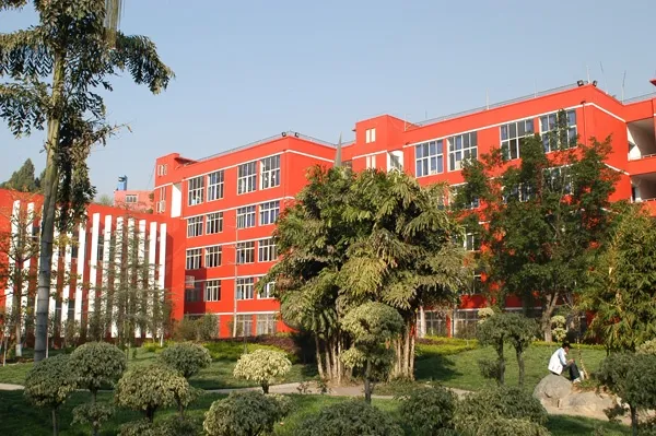 攀枝花这所大学是全川5所国家骨干高职院校之一，被誉为专科211