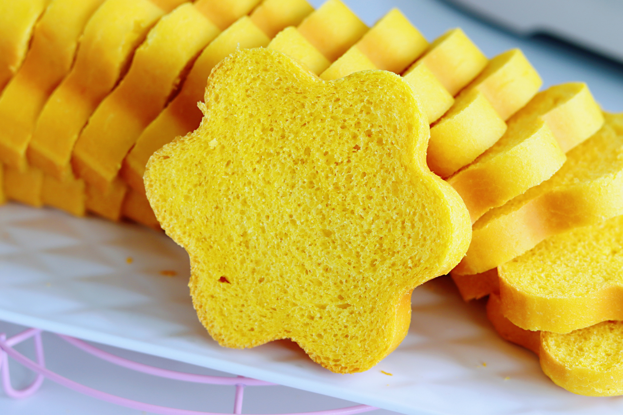 【南瓜吐司】做法步骤图 放3天不硬 做好孩子抢着吃-起舞食谱网