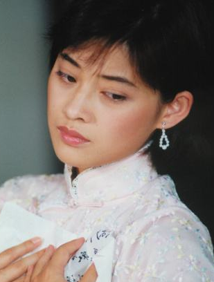 2,2001年《不要和陌生人说话》,饰演梅湘南1,1994年《血色童心》,饰演