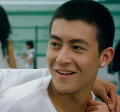 陈冠希的灿烂情史，14岁失恋开始流连花丛，23年爱上9个人间极品