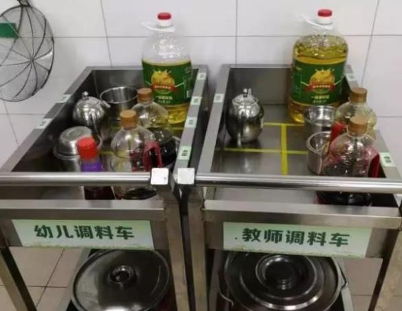 深圳一幼师晒食堂菜火了，整齐划一5天不重样，家长看后想去蹭饭