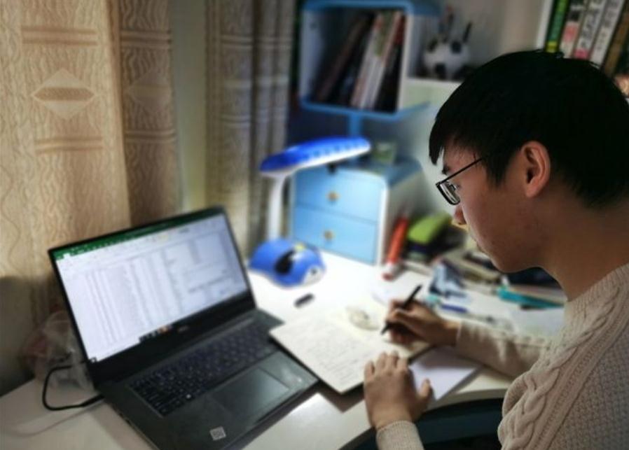 毕业以后才知道，5类工作对“四六级”有要求，入职门槛四级打底