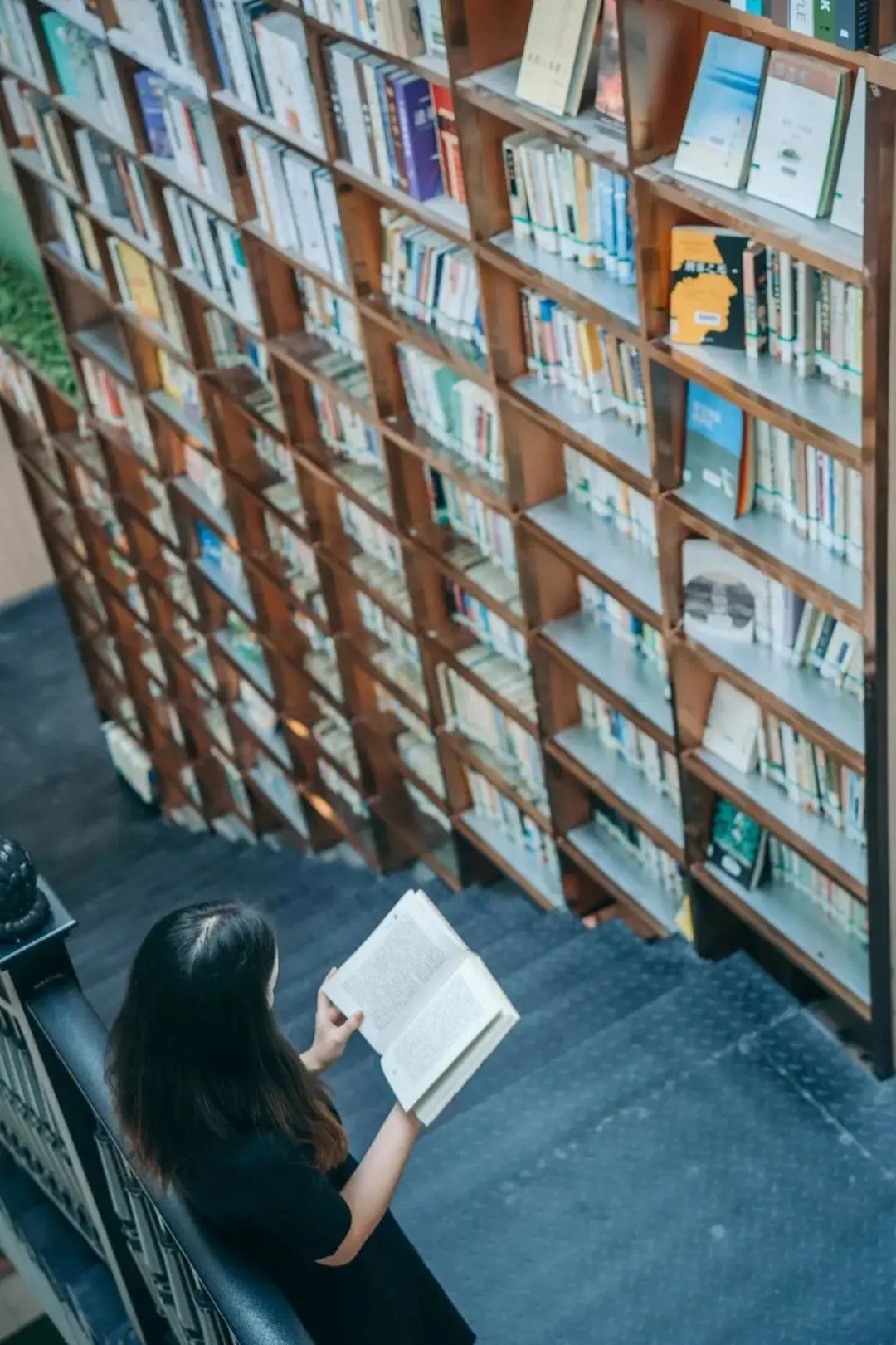 忍不住告诉你！广州的这些宝藏图书馆，真的超靓