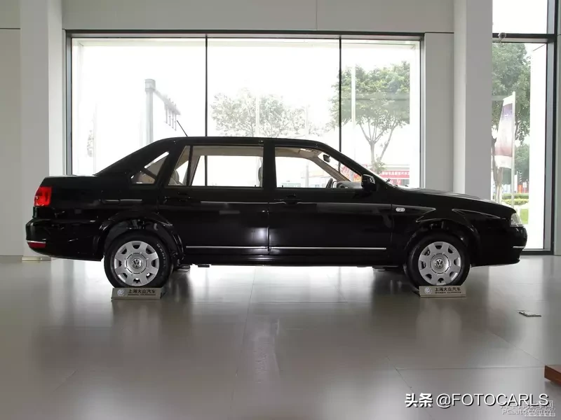 大众桑塔纳志俊1.8L实拍,当年性价比超高的B级车,你作何评价?