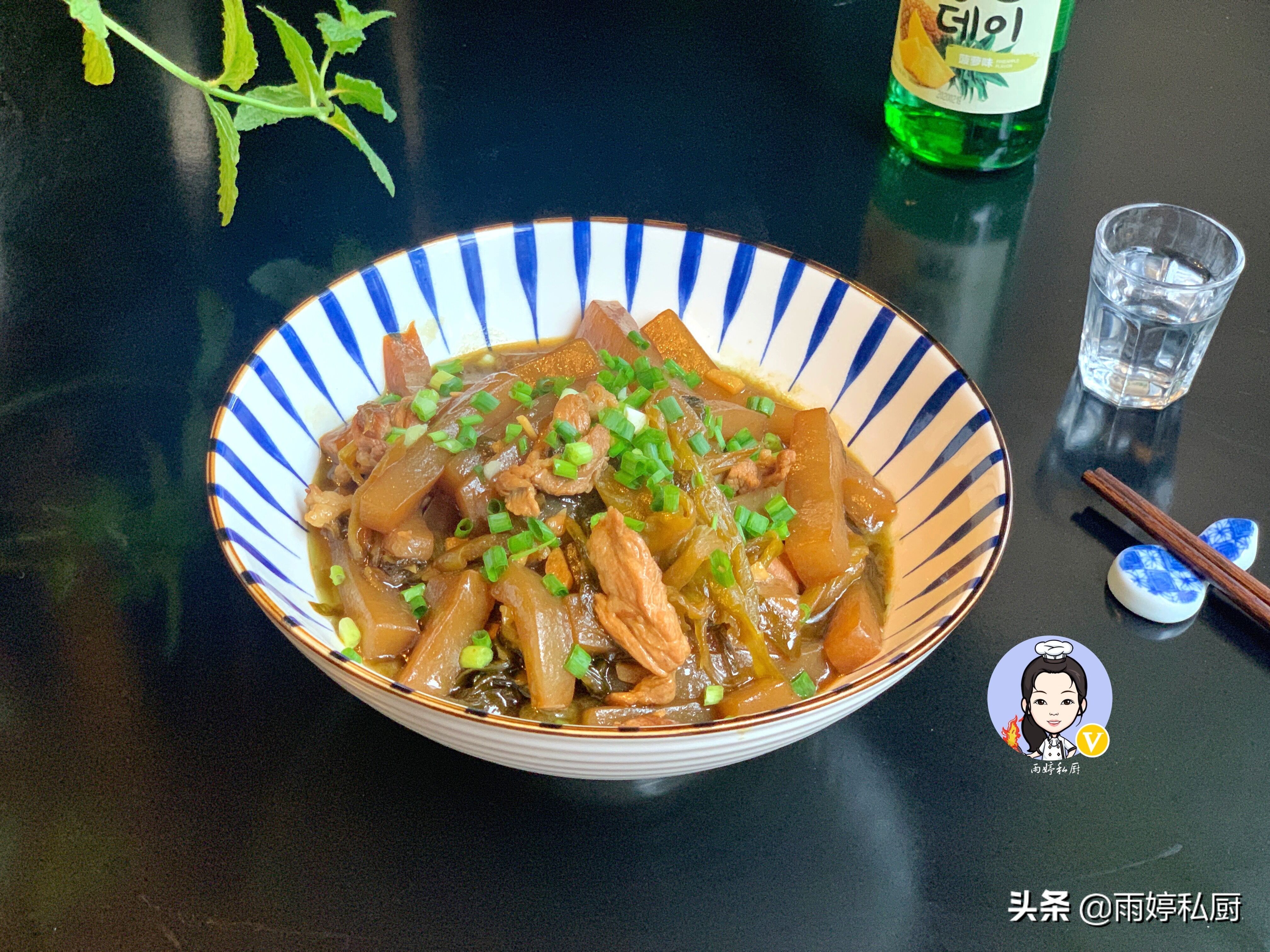 黑豆腐怎么做好吃（教你做Q弹滑软的黑豆腐）