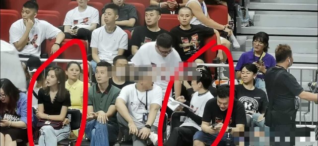 nba主播美娜叫什么名字(腾讯体育当家主播美娜，无数宅男球迷女神，却依旧被秦奋“甩”了)