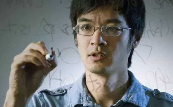 8岁高考取得760分，智商高过爱因斯坦的陶哲轩，现在能有多厉害？