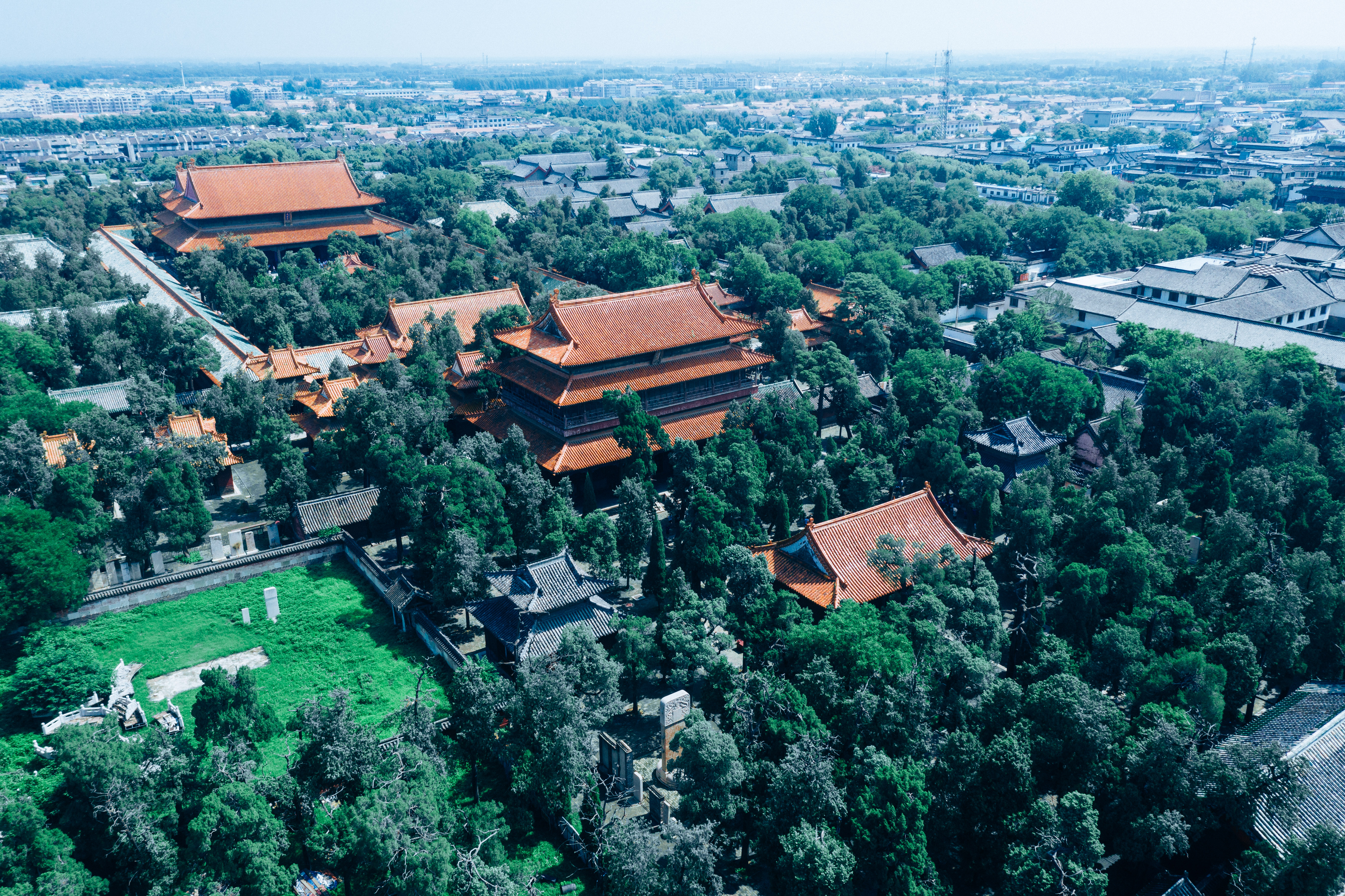 30岁创办中国第一所学校：2500年前，阙里到底发生了什么？