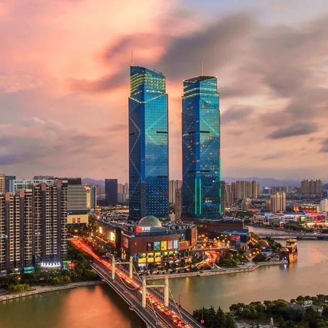 常住人口10强省份:江苏反超四川,浙江第八,湖北垫底