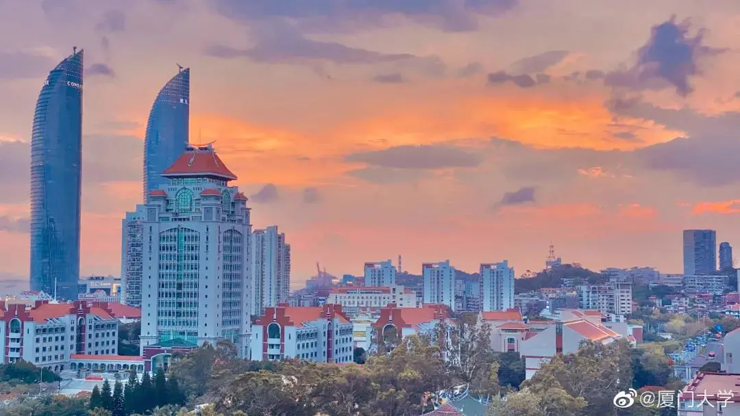 震撼!全国高校最美秋景大PK,哪所高校最最最惊艳?