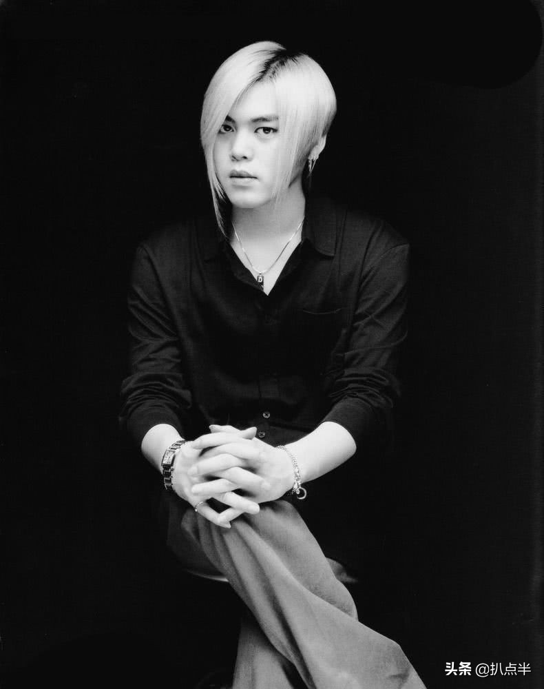 初代男团H.O.T解散之后：有人糊了又糊，有人早已退圈…