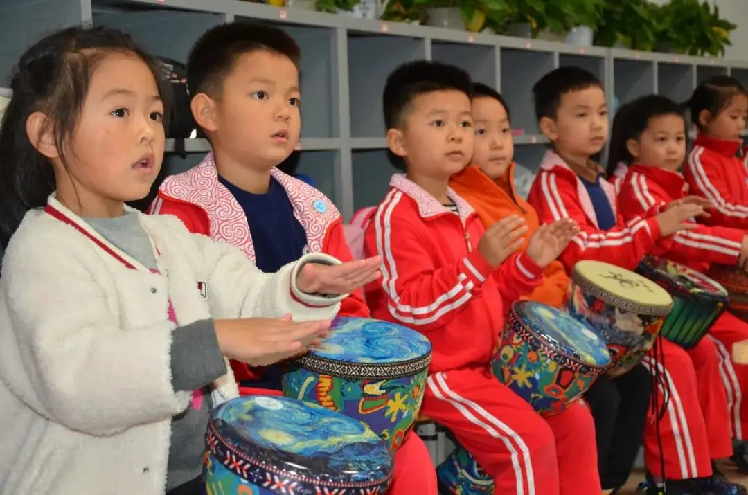 创校20年的这所学校，凭什么“出圈”？