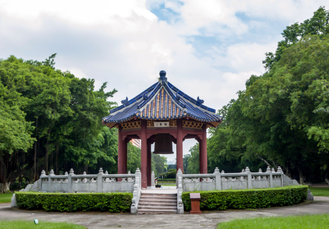 “中等生”大爱的4所211大学，不仅分数线低，毕业还能包分配