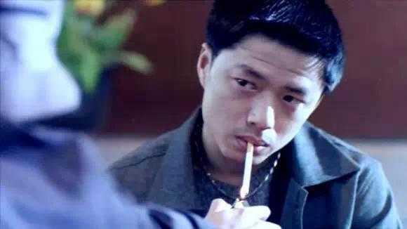 “千面影帝”段奕宏放下了陶虹，娶了个日籍太太